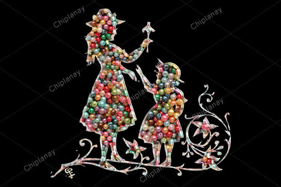 Why Mother Mom Beads Colorful Embroidery Stands Out at Craft Fairs